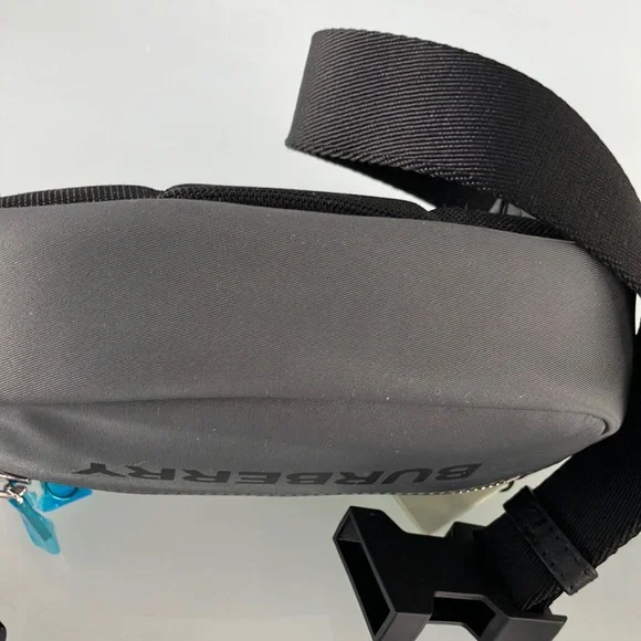 100% Authentic！Burberry Gray Belt Bag with Black Strap and Silver Zipper - Picture 8 of 12